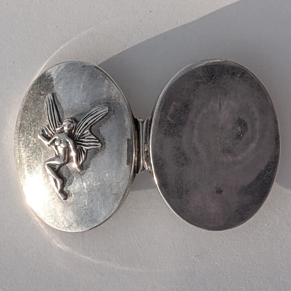 Sterling Silver Fairy pill box or trinket Box - Picture 14 of 14